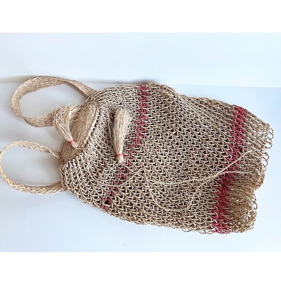 Easy Woven Iraca Backpack with Tassel Tie Closure main image 9
